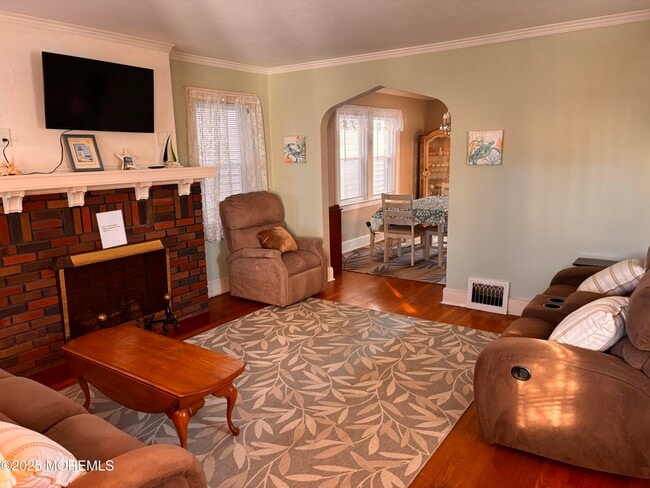 Photo - 411 Lincoln Ave