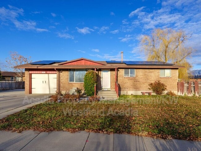 Photo - 2730 W 7460 S