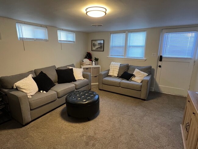 Living room view 1 - 353 Lawton St Unit Downstairs