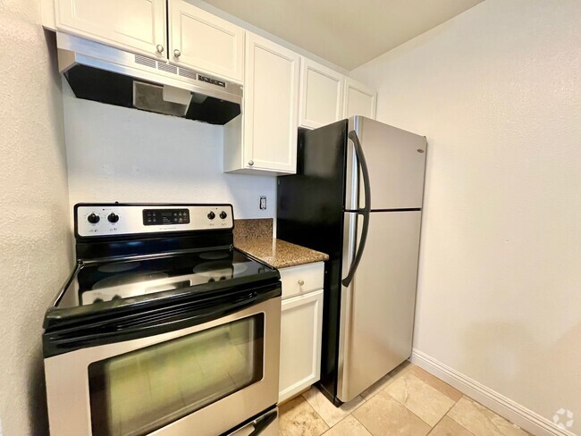 Building Photo - Updated 1bd/1bth Normal Heights Apartment ...