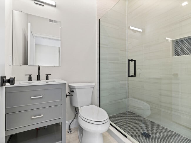 Photo - 48 Woodward St Unit C