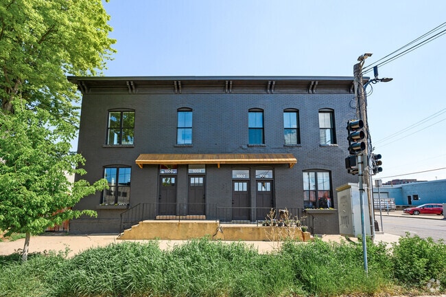 Building Photo - 416 10th Ave Rental