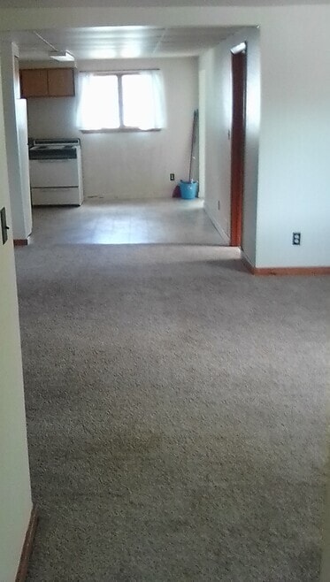663 court st Unidad 2 upstairs apartment