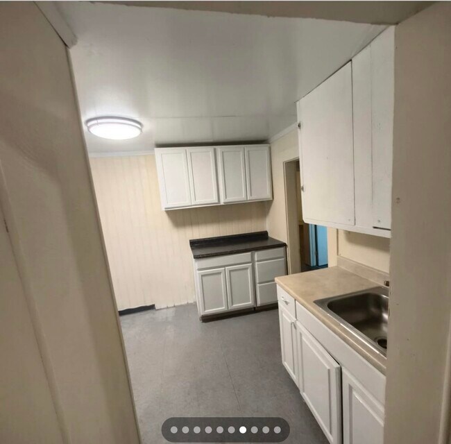 Photo - 1510 B 6th Ave