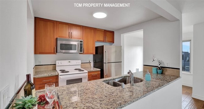 Photo - 2145 Dexter Ave N Unidad 305