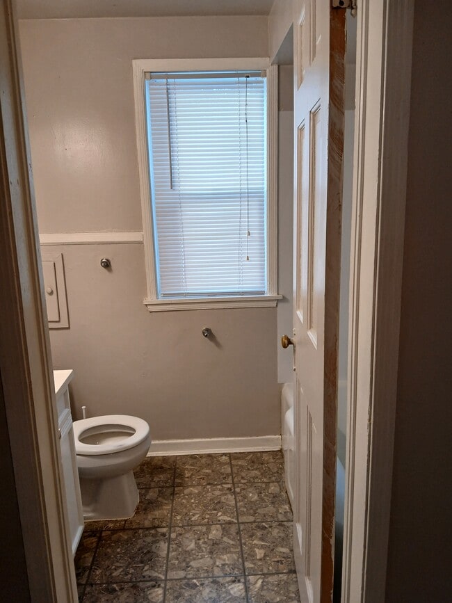 Photo - 16767 Evergreen Rd