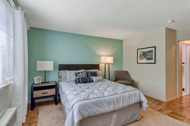 Photo - Thomas Wynne Apartments