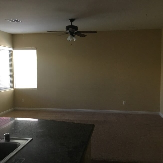 Photo - Northwest 4 Bedroom Beauty!!