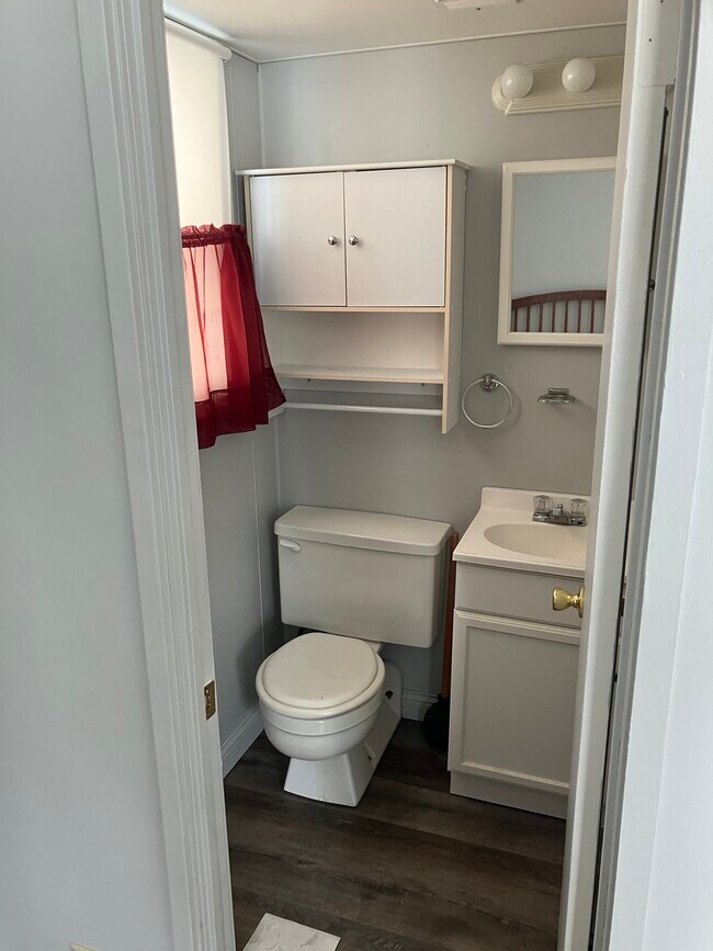 Photo - 116 Caribou St