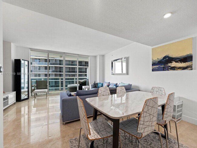 Photo - 1800 N Bayshore Dr Unit 2211