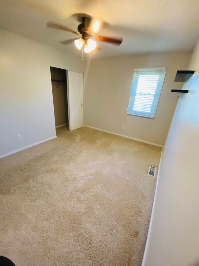 Photo - 6932 Vally Down Rd