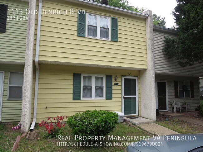 3 Bedroom Town Home Near Mary Immaculate F... - 3 Bedroom Town Home Near Mary Immaculate F...