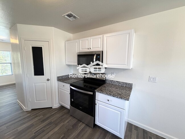 Photo - 3852 Princeton Ln