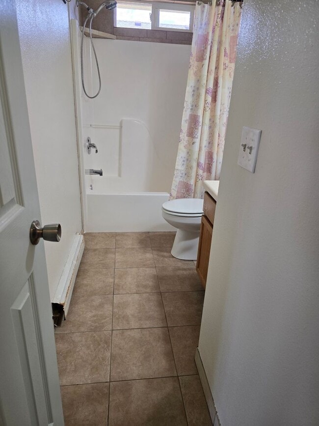 Photo - Nestled 3 bedroom, 2 bathroom on Orchard Mesa