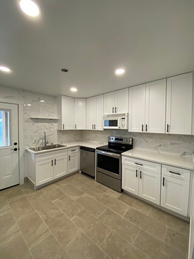 Photo - 23 Palmetto Dr Unidad A