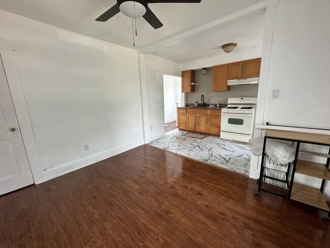 58 S Farview Ave