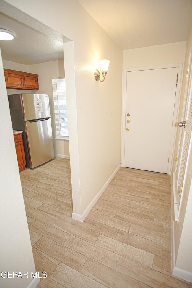 Photo - 3425 Risner Pl