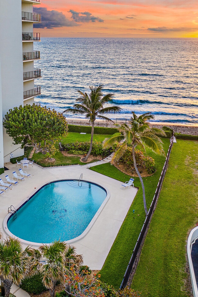 Building Photo - 5420 N Ocean Dr Unit 505 Rental