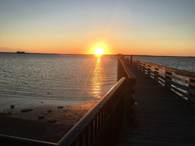 Photo - 702 Lyndhurst St Unidad 823