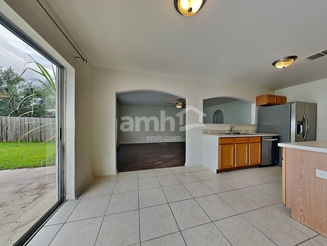 Photo - 10619 Opus Dr