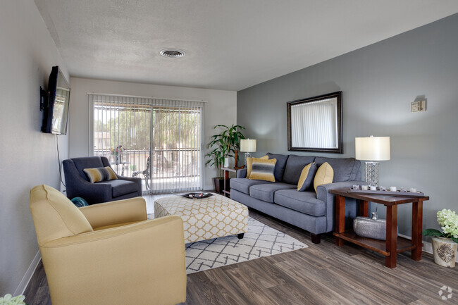 Interior Photo - Oasis at Scottsdale Rental