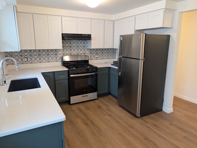 Building Photo - 11813 W Flagg Ave Unit 11813 W Flagg