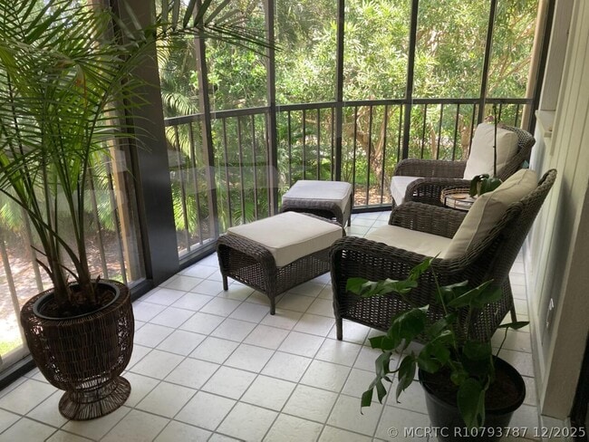 17165 Waterbend Dr Unit 206
