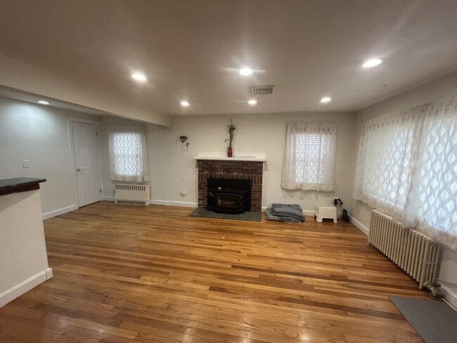 Photo - 44 Carroll Ave