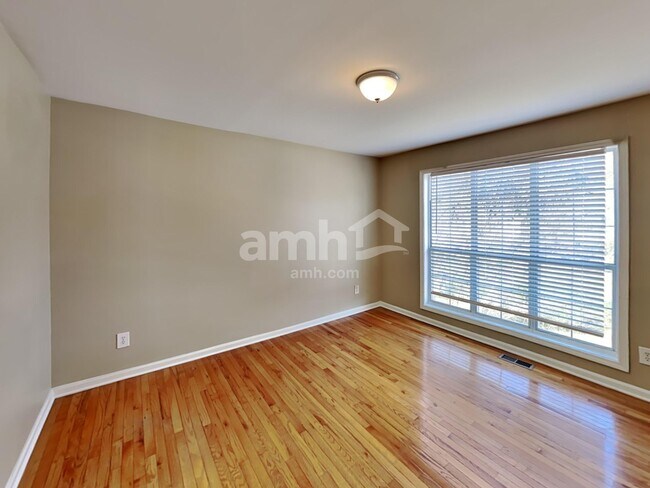 Photo - 2854 Rhonda Dale Dr