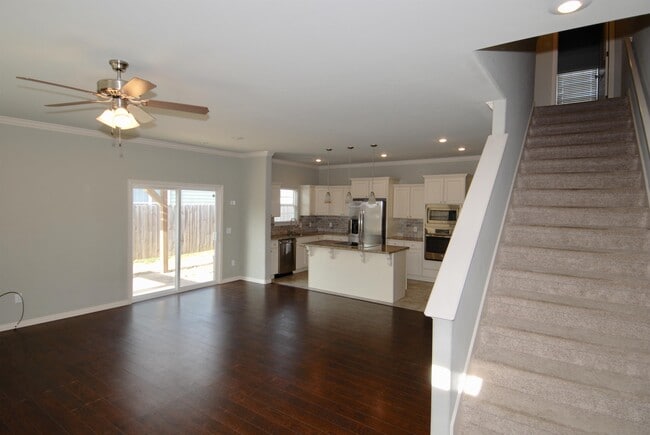 Photo - 554 N Keats Dr