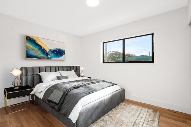 Photo - 1201 N 16th Ave