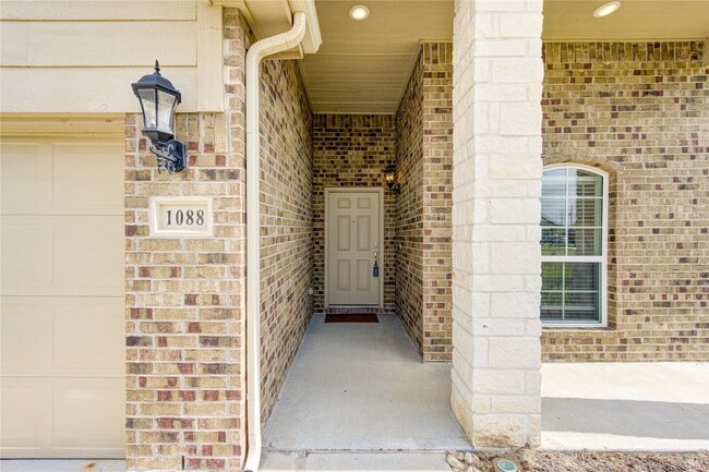 Photo - 1088 Rd 5102