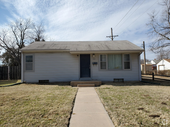 Building Photo - 1515 Prairie St Rental