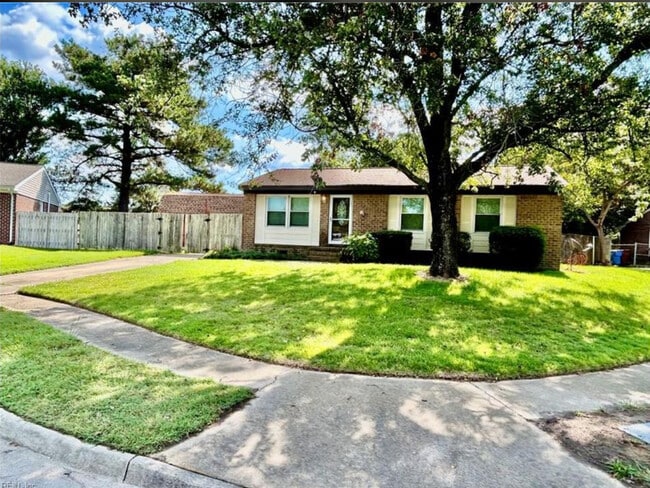 Building Photo - 3725 Boyette Ct Rental