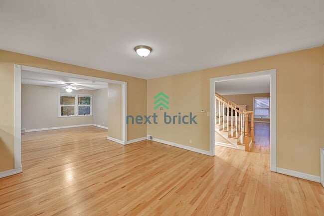 Photo - Stunning Bellevue Home for Rent