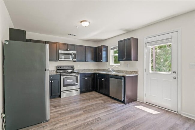 Photo - 631 Carlton Pointe Dr