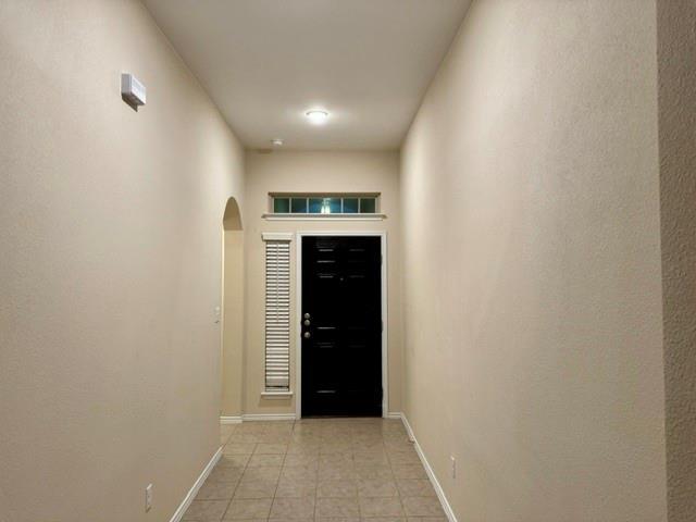 712 Manzano Ln