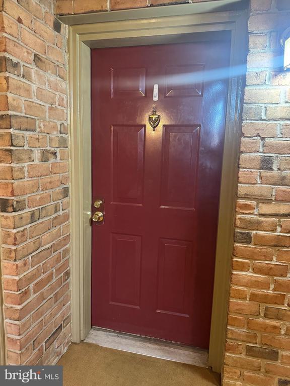 Building Photo - 1302 Sugarwood Cir Unit 102