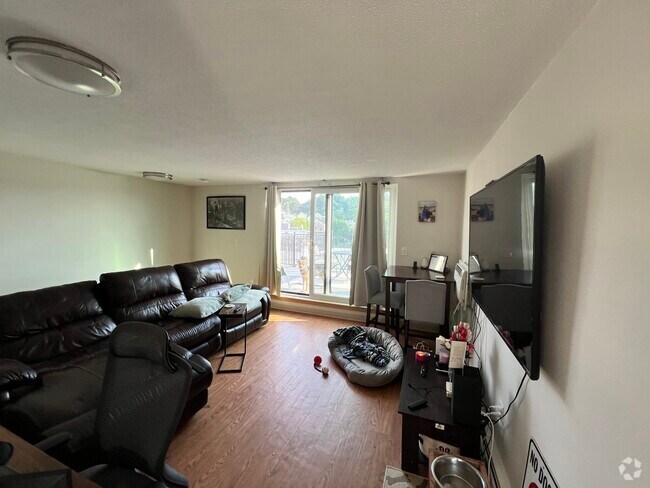 Building Photo - 111 Tremont St Rental