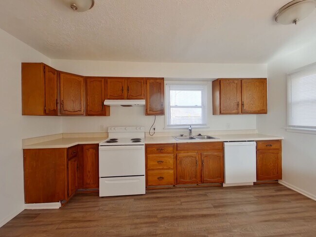 Photo - 3 Bedroom Home