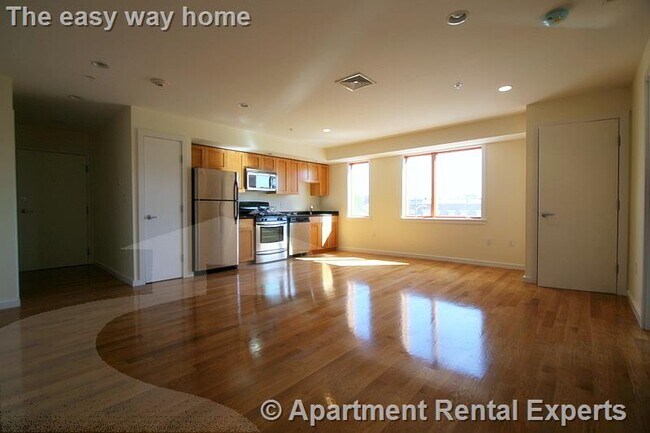 Photo - 2 Beech St Unit #201