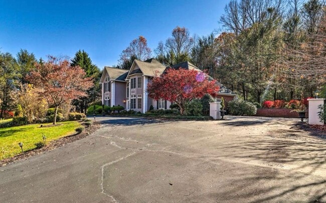 Exterior - 234 Brookwood Dr Rental