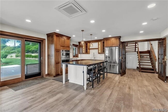 Photo - 2039 E River Rd
