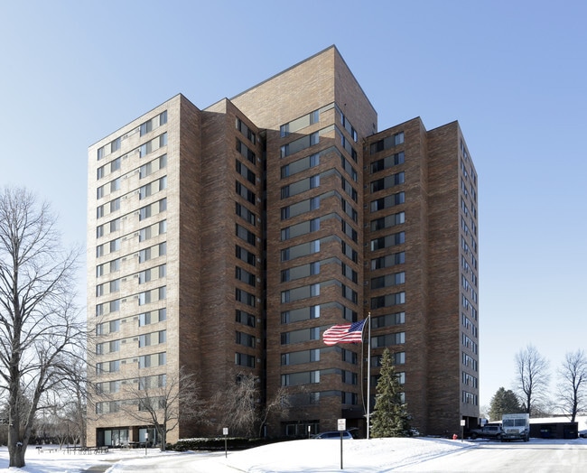 Photo - Knox Landing Apartments