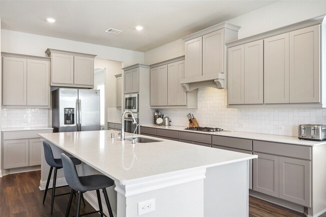 Photo - 50 Wyatt Oaks Dr