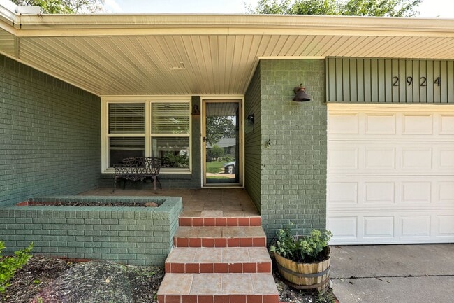 Photo - 2924 NW 67th St