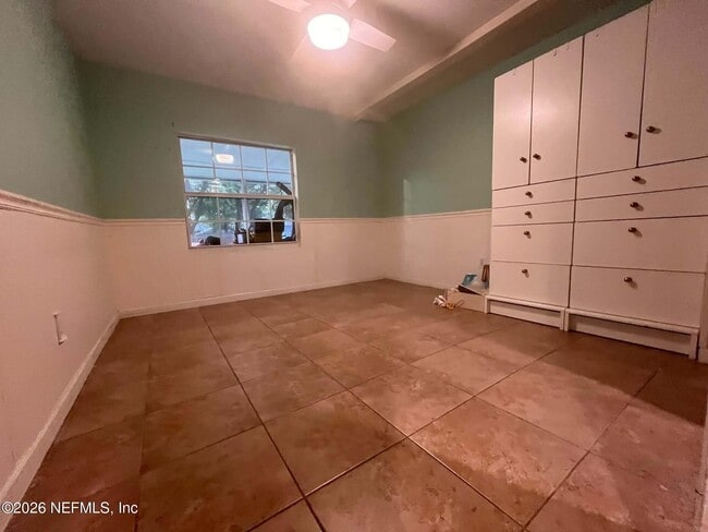 Photo - 1605 Lakewood Rd