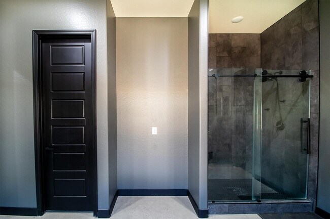 Photo - 14144 W Smoketree Dr