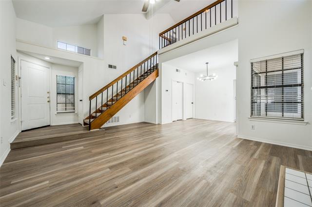Photo - 607 Mission Cir