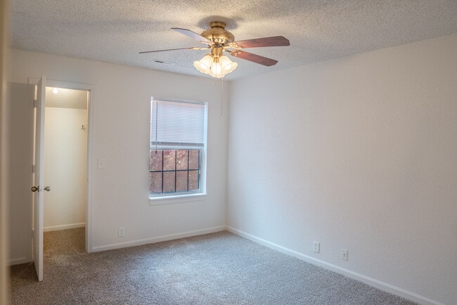 Apple Creek Apartments